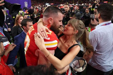 Taylor Swifts neueste Flamme: Wer ist Travis Kelce?