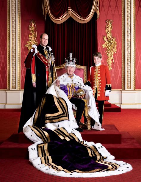 King Charles pictured with heirs Prince William and Prince George in ...