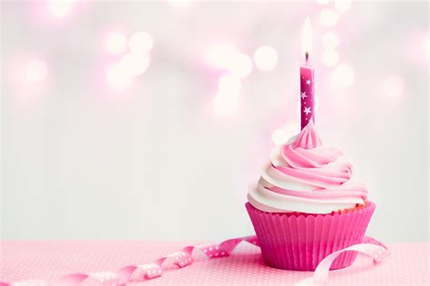 Pink Birthday Cupcake Wallpapers - Top Free Pink Birthday Cupcake ...