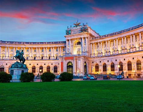 Hofburg Imperial Palace | Vienna Attractions | Big Bus Tours