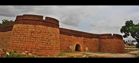 Forts in India: Devanahalli fort - Images WorthvieW