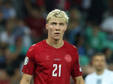 Man Utd agree to sign Denmark's Hojlund from Atalanta, media report ...