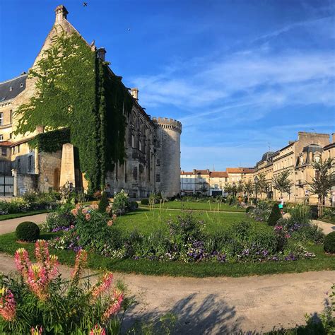 THE 10 BEST Angouleme Hotel Deals (Aug 2022) - Tripadvisor