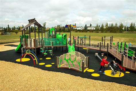 Playground Surfacing | Recycled Rubber | Wood Chip