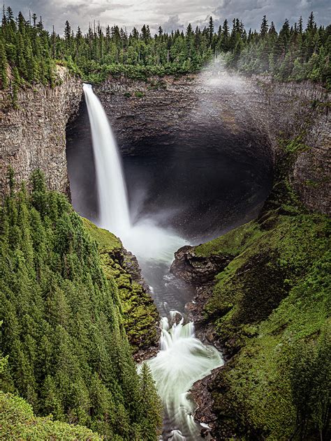 Helmcken Falls - British Columbia, Canada - Travel photography ...