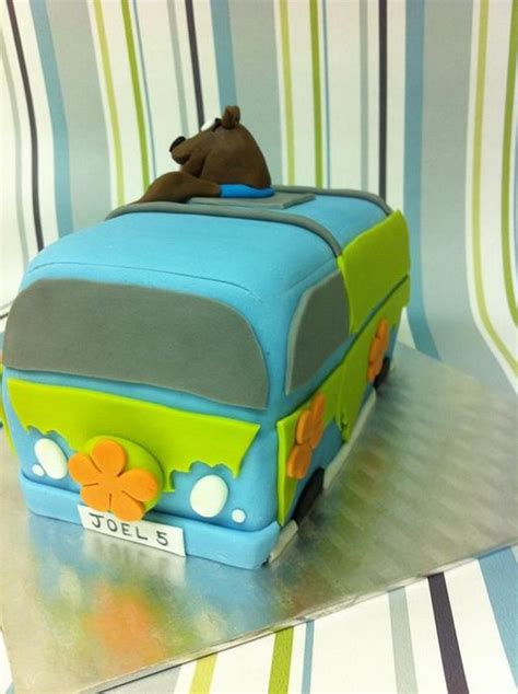 Scooby Doo Van Cake - Cake by CakeyBakey Boutique - CakesDecor