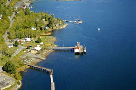 Tahsis Government Wharf in Tahsis, BC, Canada - Marina Reviews - Phone ...