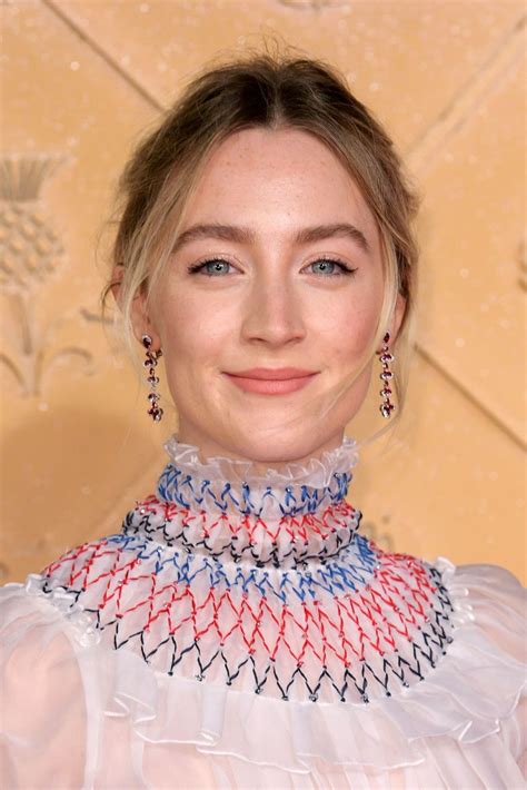 Red Carpet Dresses: Saoirse Ronan - "Mary Queen of Scots" Premiere in ...