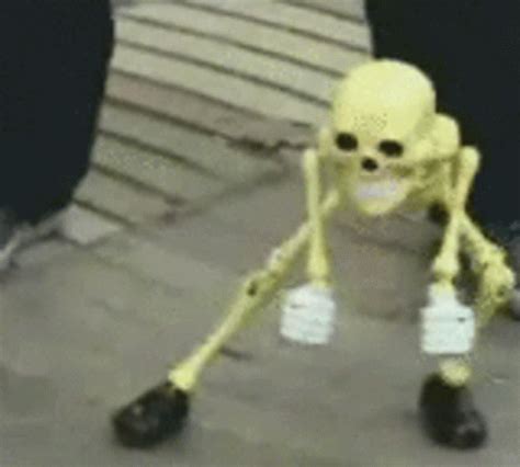 Spooky Scary GIF - Spooky Scary Skeleton - Discover & Share GIFs