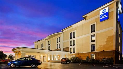 Reserve Best Western Inn BUF Airport Parking | Way.com