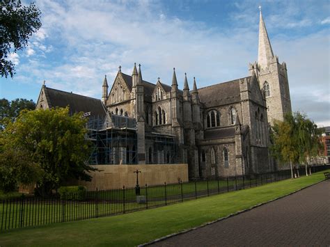 File:St. Patrick's Cathedral Dublin August 2009.JPG - Wikipedia, the ...