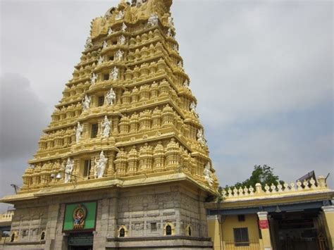 Chamundi Hills in Mysuru: Where Sri Chamundeshwari Temple Reigns ...