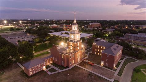 Houston Baptist University changes name to Houston Christian University ...