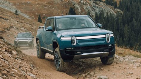 2022 Rivian R1T first drive review: Electric pickup tackles the trail ...