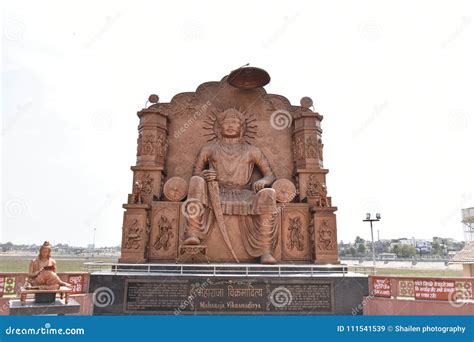 King Vikramaditya Statue, Ujjain. Madhya Pradesh Editorial Stock Image ...