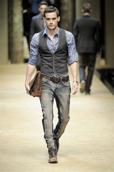 The Surreal Men's Fashion Hub: The waistcoat: Wear It With Jeans