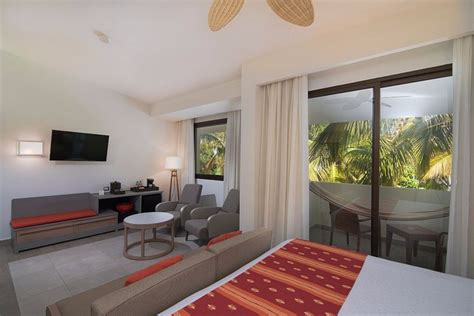 Catalonia Bavaro Beach Golf And Casino Resort Rooms: Pictures & Reviews ...