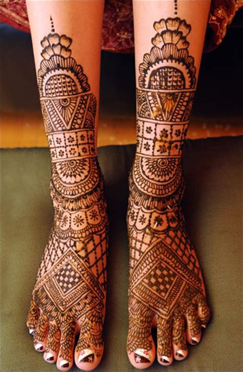 Beautiful Traditional Indian Henna Mehndi Designs - Mehndi Designs