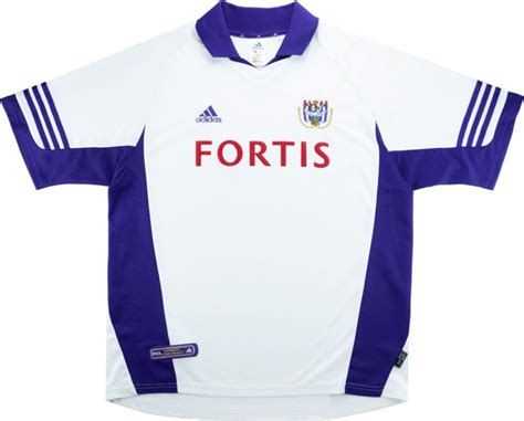 RSC Anderlecht 2001-02 Kits