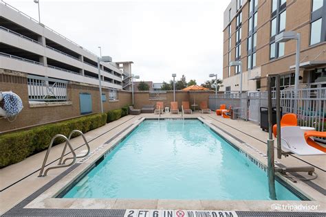 Aloft Austin at The Domain Pool Pictures & Reviews - Tripadvisor