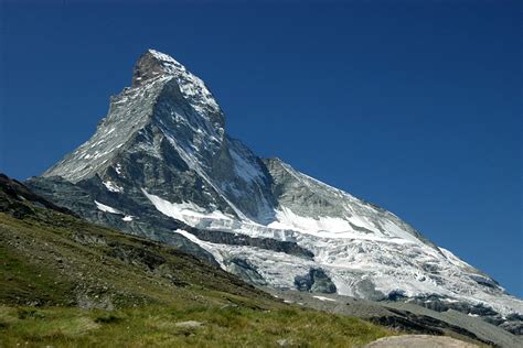 Matterhorn Mountain Pictures, Height & Facts - Switzerland