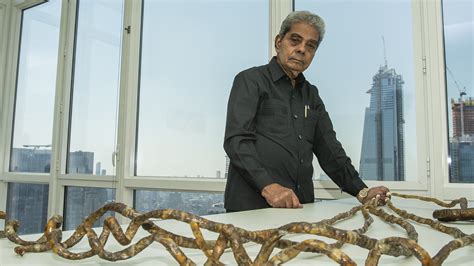 Man With The World's Longest Fingernails Cuts Them Off After 66 Years ...