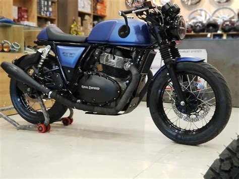 Modified RE Continental GT650 Looks Hot With Matte Blue Paintjob