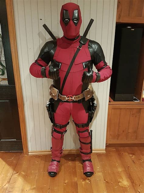 Deadpool Costume