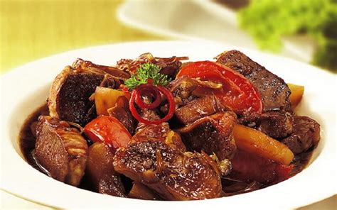 8 Resep Semur Daging Super Nikmat dan Rahasianya - TheMoonDoggies