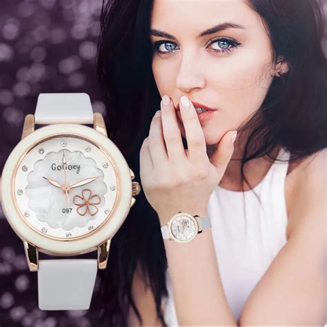 Vintage fashion Women's Watch Luxury Women's Leather Strap Analog ...