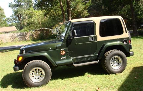 1997 Jeep Wrangler Sahara 6 Cyl 5 Speed Hard Top