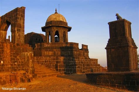 Nisarga Bhraman: Overnight Trek to Raigad - The capital of Swarajya on ...