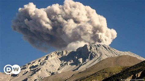 Perú vigila flujos de lodo en el volcán Ubinas – DW – 02/01/2021