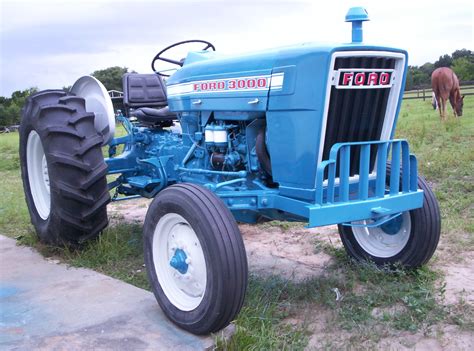 Ford 3000 Super Dexta Farm Tractors - 1966 785