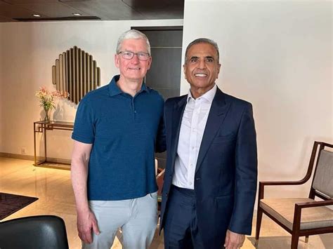 Apple CEO Tim Cook meets Airtel founder Sunil Bharti Mittal, plans to ...