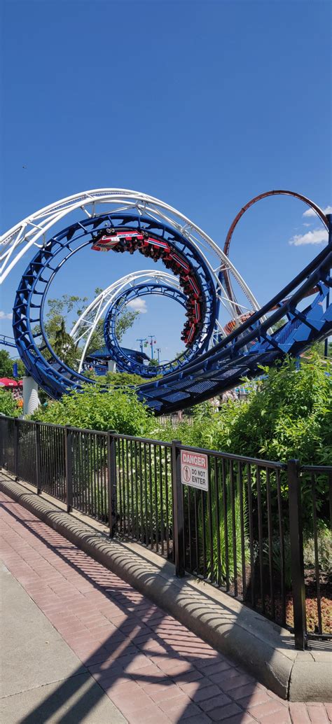 Corkscrew Doing a Corkscrew : r/cedarpoint