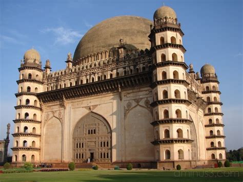 Gol-Gumbaz Side View - Architecture Photos - Astounding Nature!