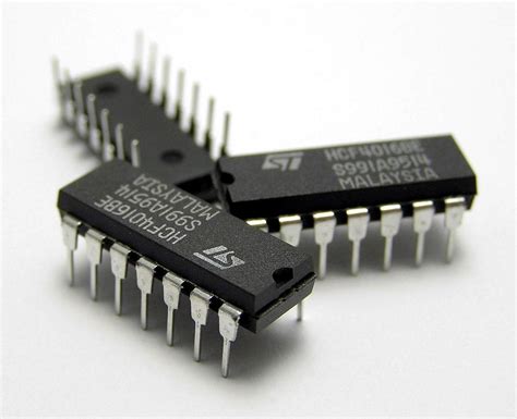 Learn What an Integrated Circuit Does to Your Circuit