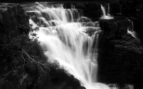 Black And White Waterfall Wallpapers - Wallpaper Cave