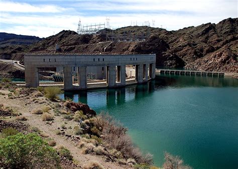 How Many Dams Are There On The Colorado River? - WorldAtlas.com