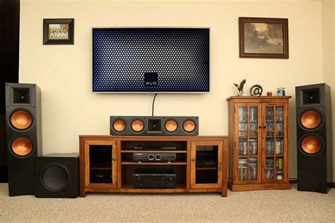 Home Theater Subwoofer Puts Boom in This Room - Electronic House | Home ...