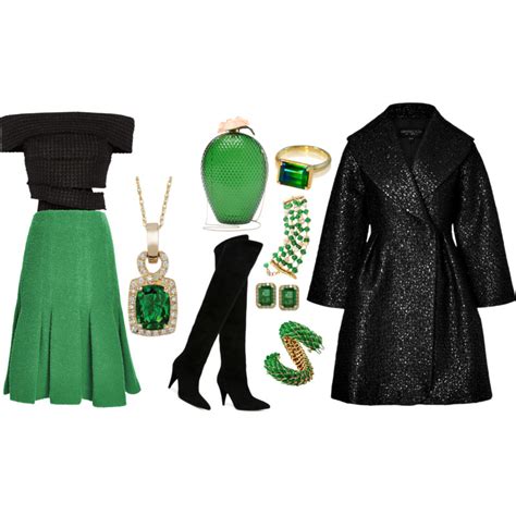 Green and black outfit ideas - AvenueSixty