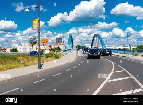 Frankfurt Oder, Germany. The Bridge to twin town Slubice passed the ...