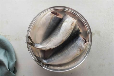 Polish Herring Rollmops Appetizer (Roilmopsy) Recipe