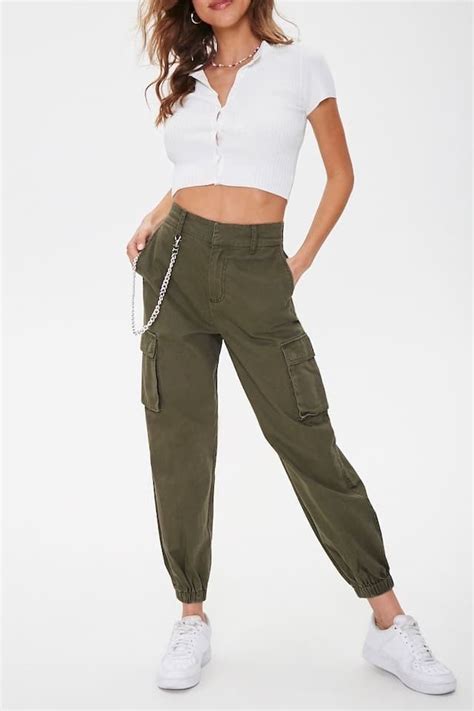 Product photo of green cargo pants from Forever 21 | Everyday outfits ...