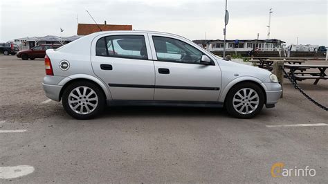 Opel Astra 5-door generation G 2.2