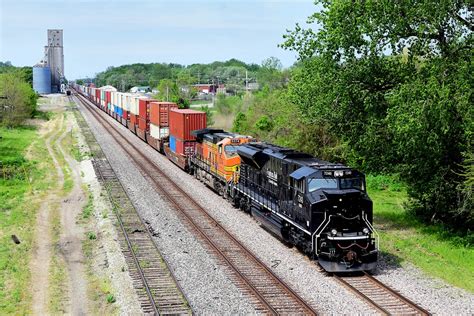 EMDX SD70ACe-T4 7240 / Carrollton, MO — Trainspo