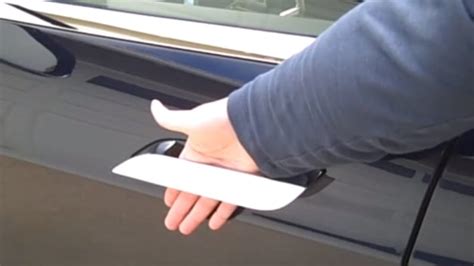 Yes, you can get your hand stuck in Tesla Model S door handles [w/video ...