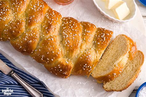 Scandinavian Braided Bread with Cardamom | Imperial Sugar