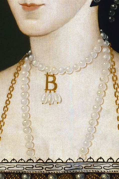 Famous necklace Anne Boleyn portrait golden ‘B’ pendant | Tatler